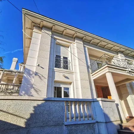 Dedinje Villa